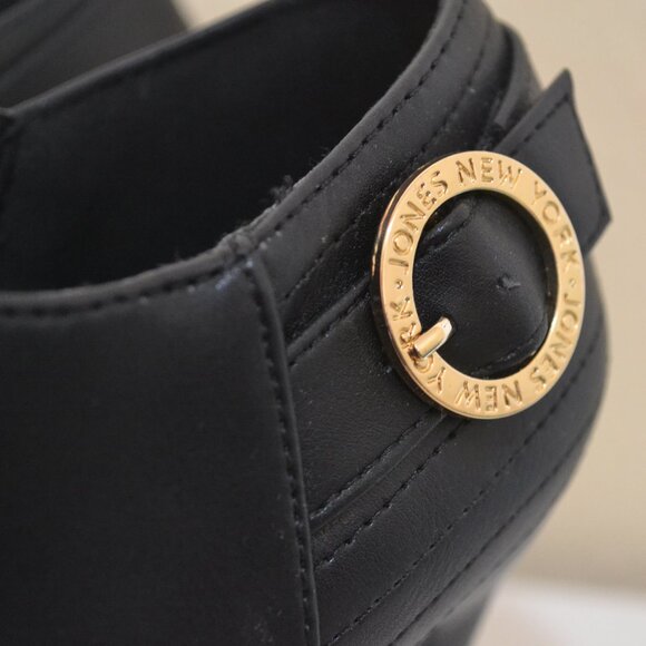 Black High Heeled Booties Size 7M - Picture 4 of 10